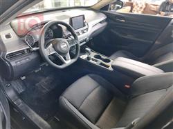 نيسان ألتيما